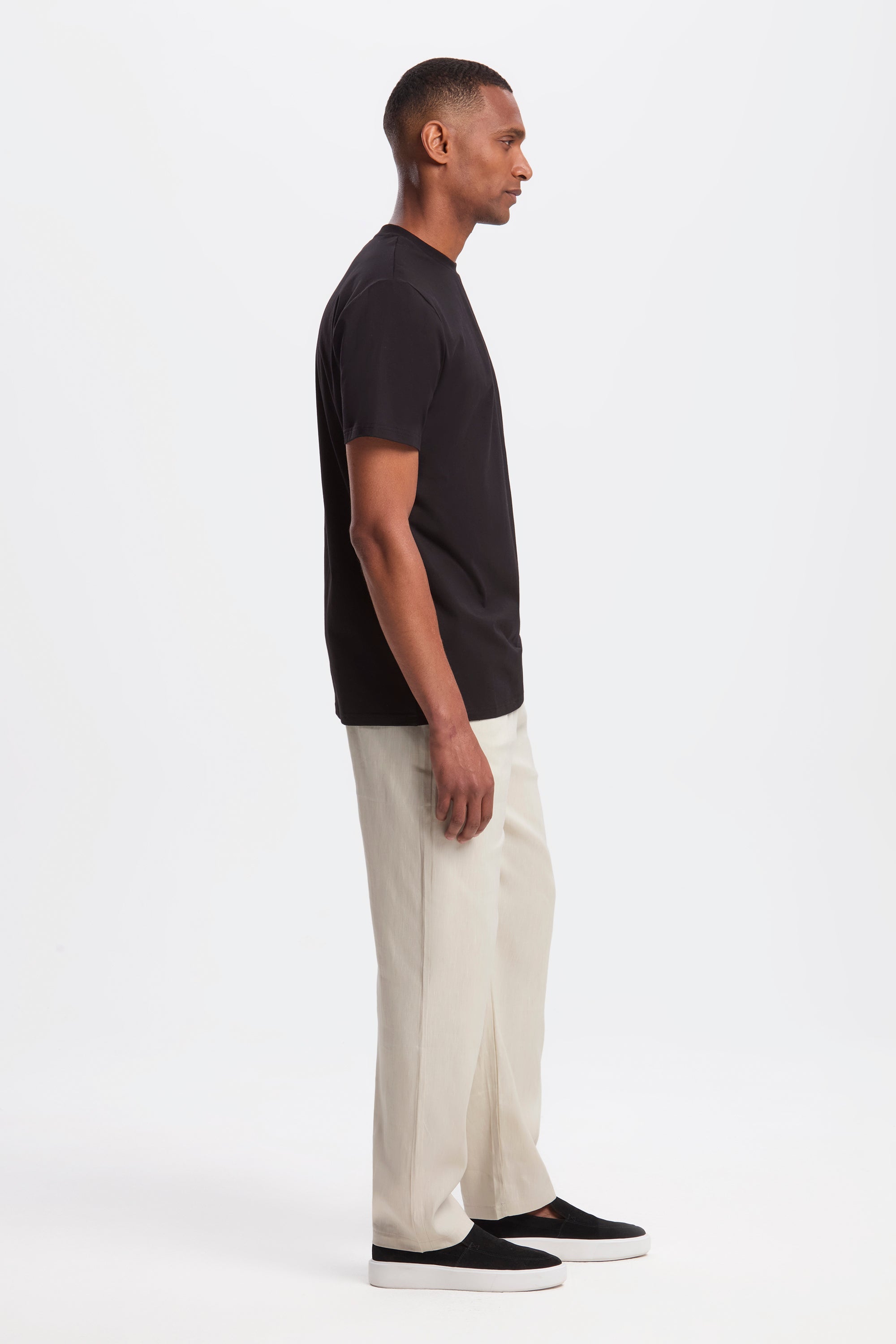 THE LINEN TROUSERS