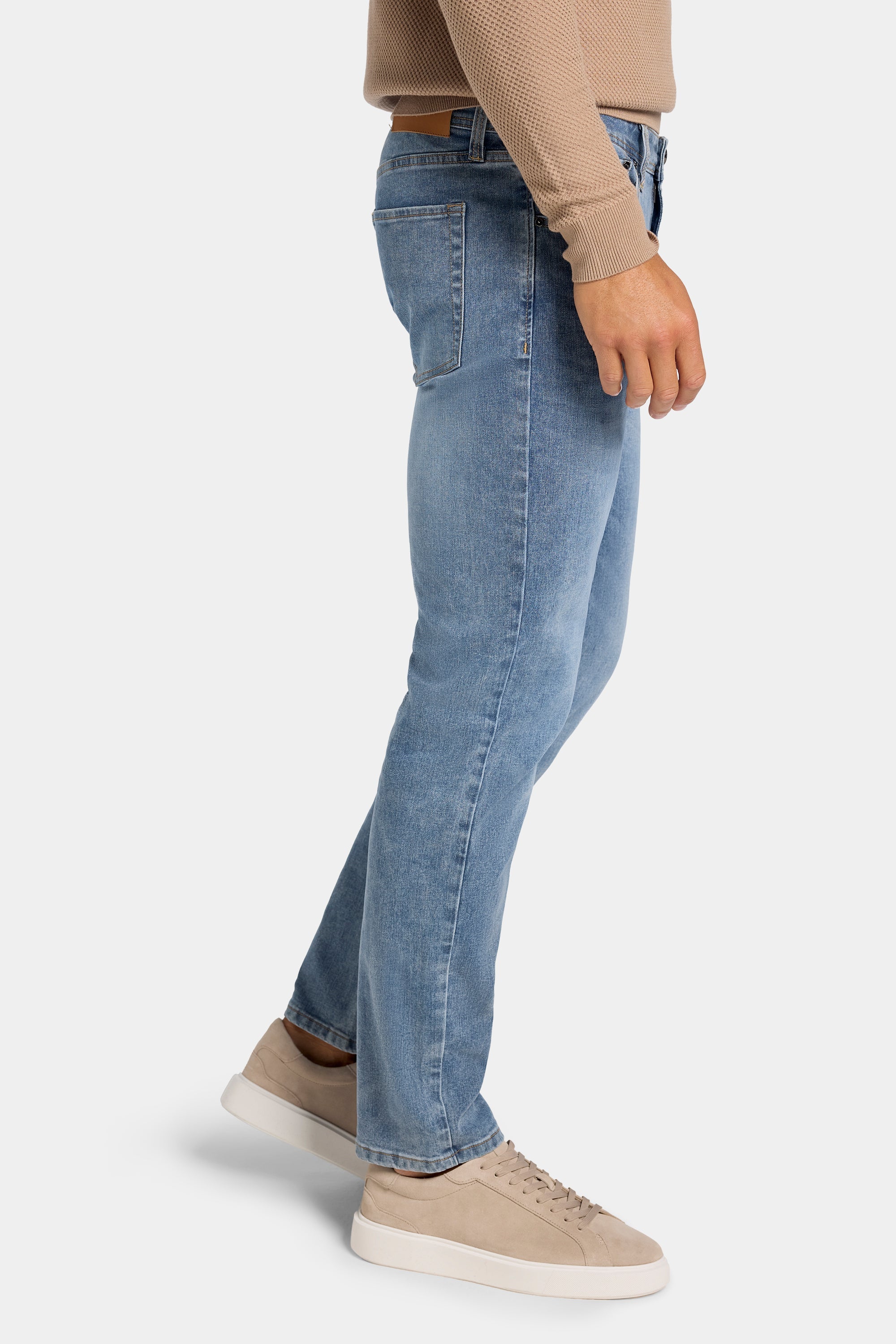 THE MATTEO SLIM JEANS